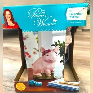 Floral Pig Wax Melt Warmer/Night Light